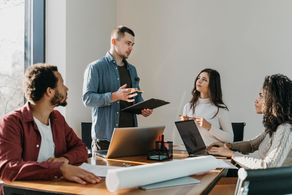 Local dacula businesses connected 1 2148825936